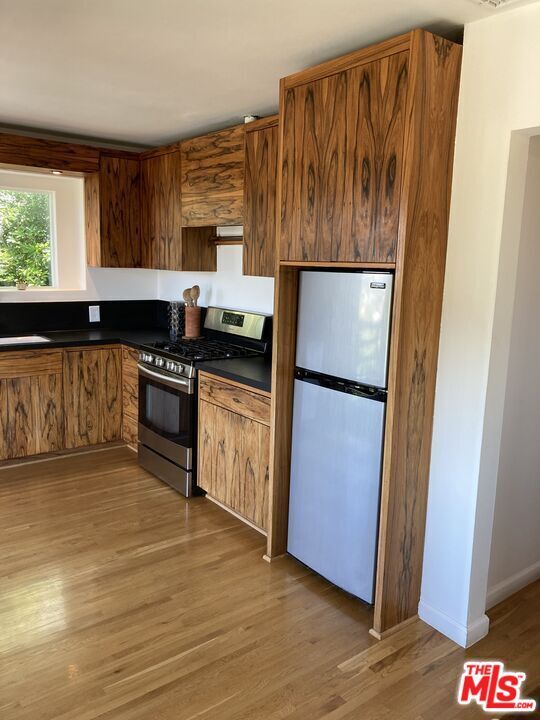 Building Photo - 2035 Park Dr