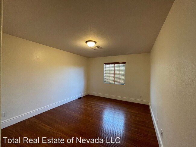 Building Photo - 4 br, 2.5 bath House - 10511 Bella Camrosa