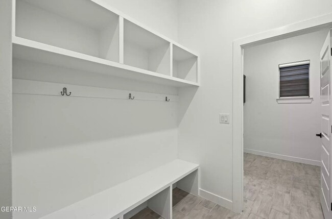 Building Photo - 13832 Paseo de Loma Ct