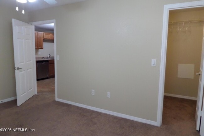 Building Photo - 10150 Belle Rive Blvd