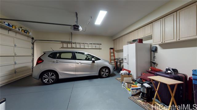 Building Photo - 91-1021-1021 Wahinoho St