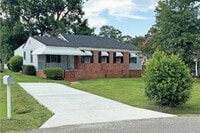 Building Photo - 934 Bluebird Rd