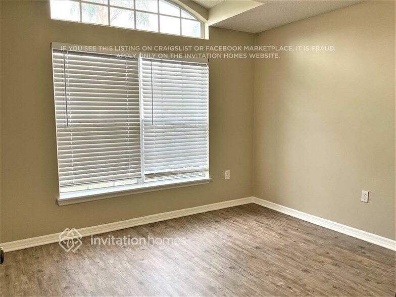 Building Photo - 6711 Fawn Ridge Dr