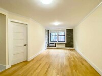 Building Photo - 2 bedroom in Bronx NY 10463