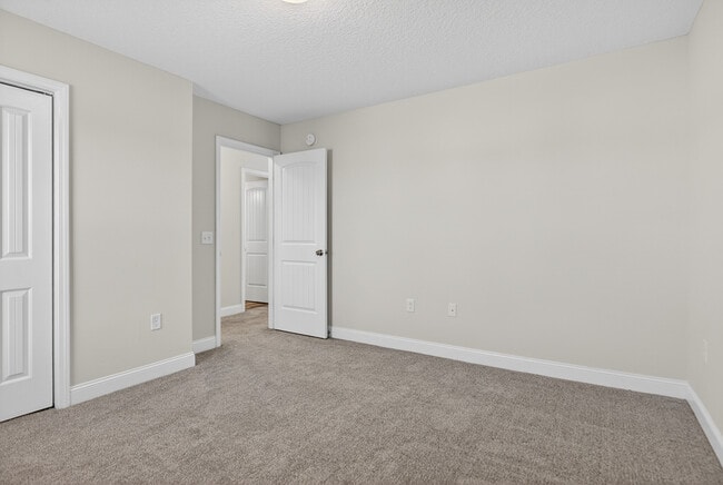 Building Photo - 20 Centennial Ct