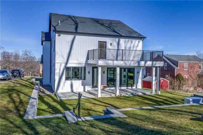 Building Photo - 23 Poplar St