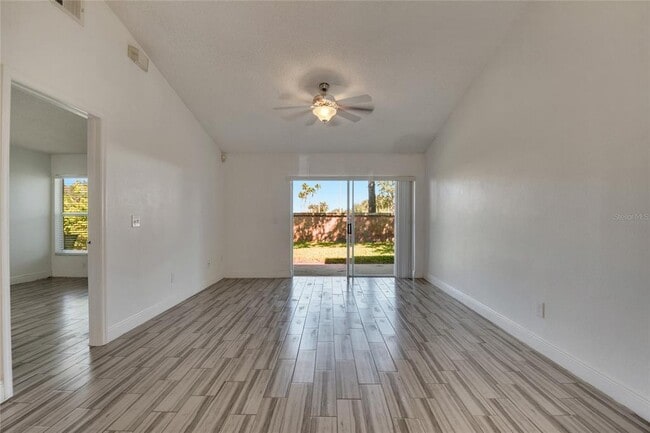 Building Photo - 1239 Lucaya Cir