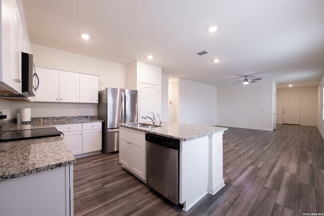 Building Photo - 14423 Bonito Loop