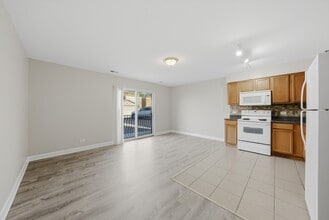 Building Photo - 3423 Ridgeland-102