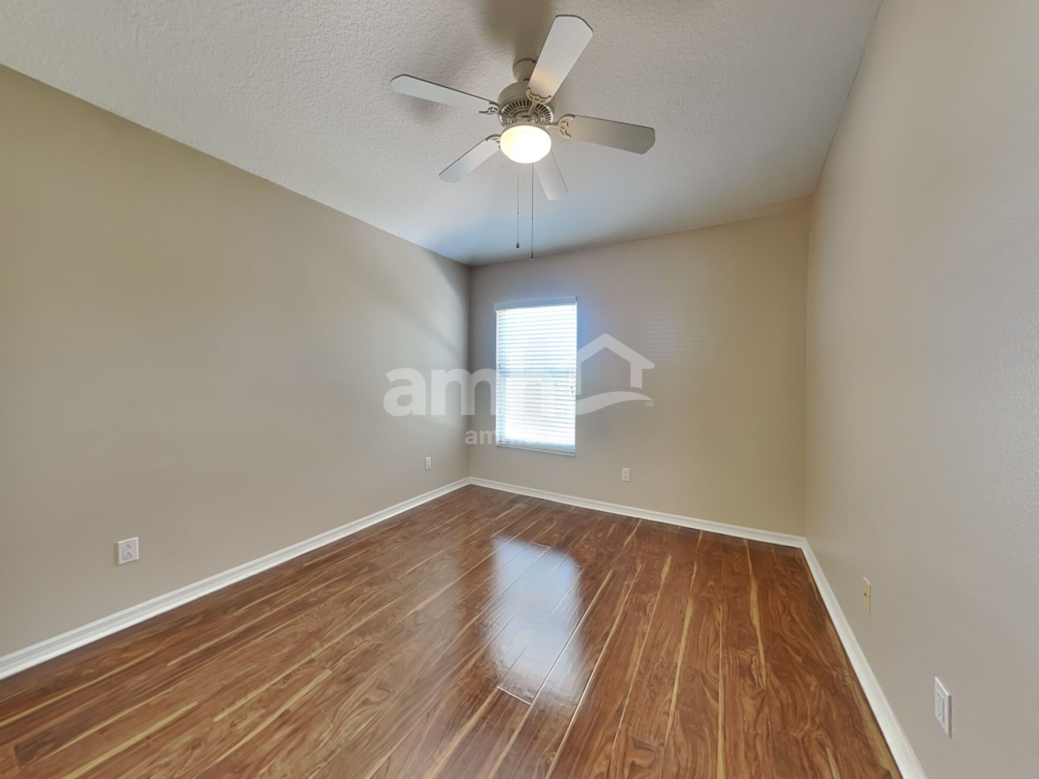 Building Photo - 9615 Laurel Ledge Dr