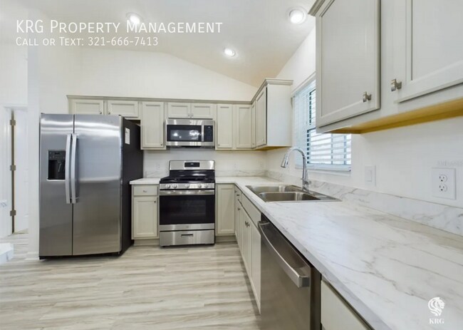 Building Photo - 528 Cherry Creek Wy