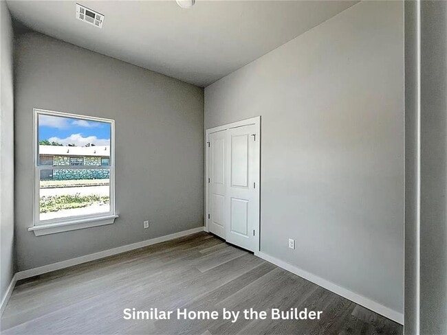 Building Photo - 2126 NW Carroll Ave