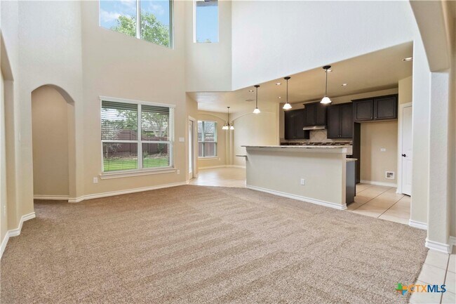 Building Photo - 3621 Cinkapin Dr
