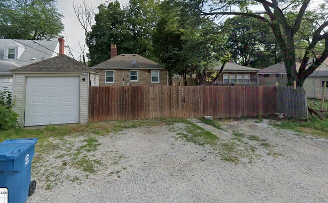 Building Photo - 849 Berkley Rd