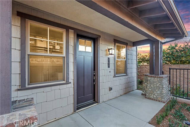 Primary Photo - 568 Granite St