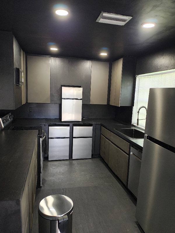 Building Photo - 1351 Springside Dr