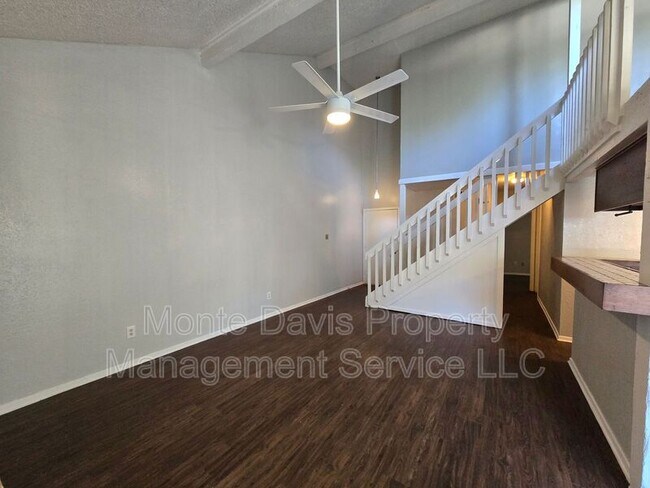 Building Photo - 1713 Cinnamon Path