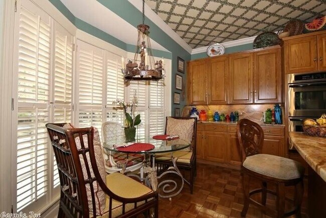 Building Photo - River Bend Townhome