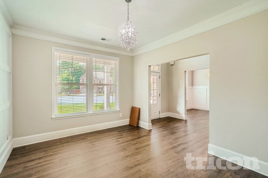 Building Photo - 2429 Austin Common Way