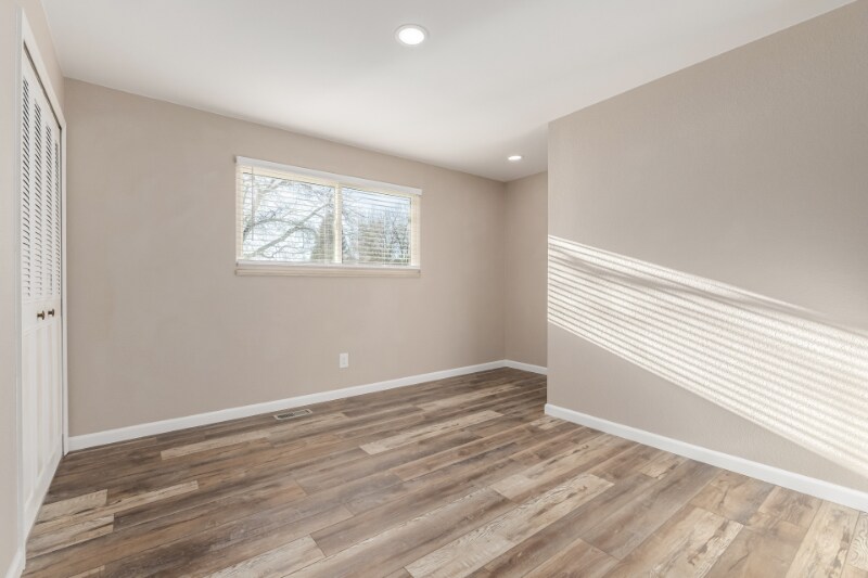 Building Photo - 6976 Braun Ct