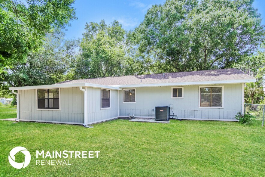 Building Photo - 811 Airport Ave SE