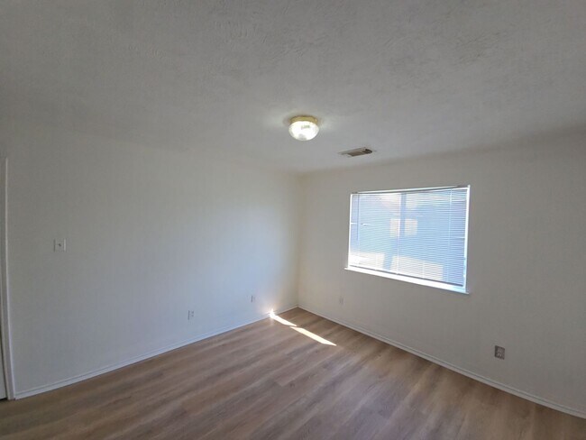 Building Photo - 21802 Westfield Ridge Dr