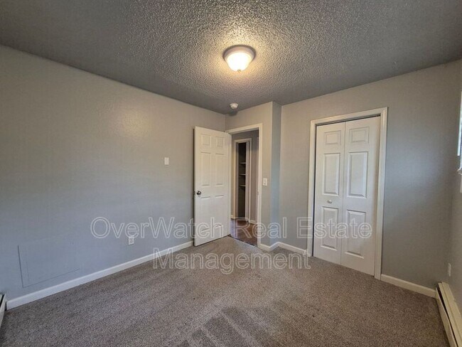 Building Photo - 3162 Tarwater Ave