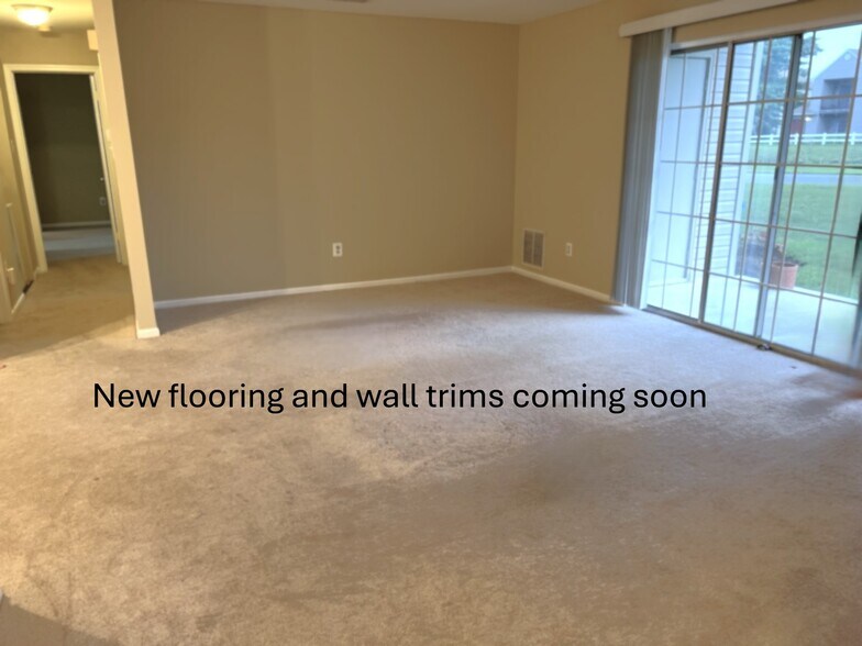 Living Room - 2605 Thistledown Ct