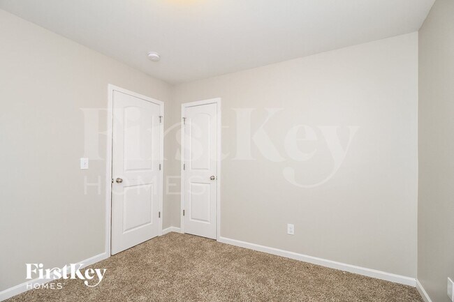 Building Photo - 5924 Odenton Ln