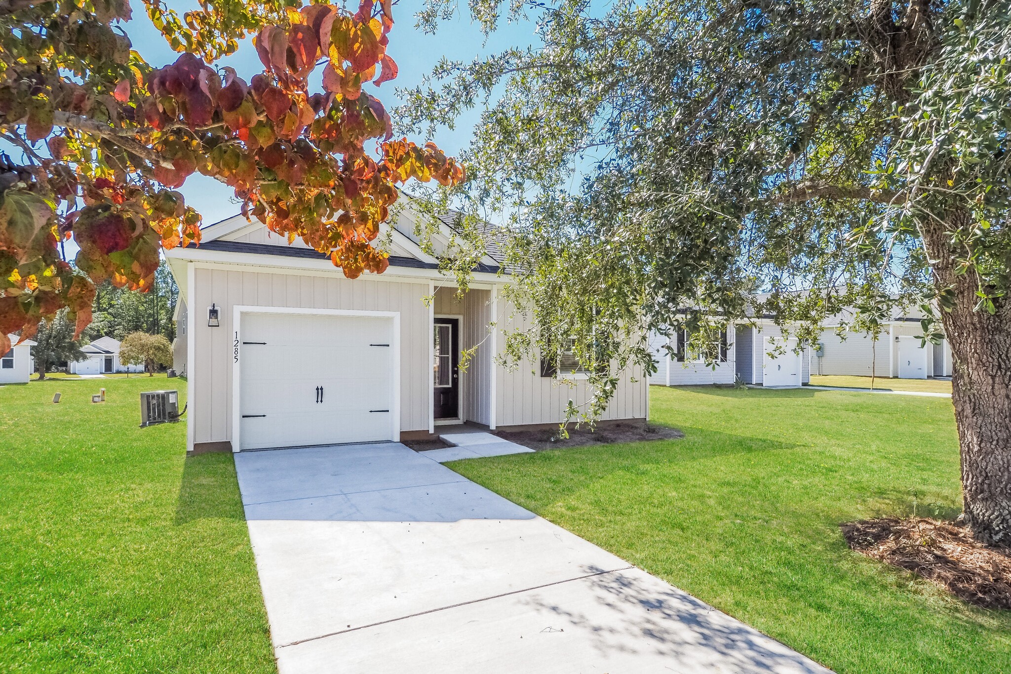 Building Photo - 1285 Warrens Way