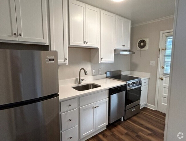 Building Photo - Cameron Village Apartments