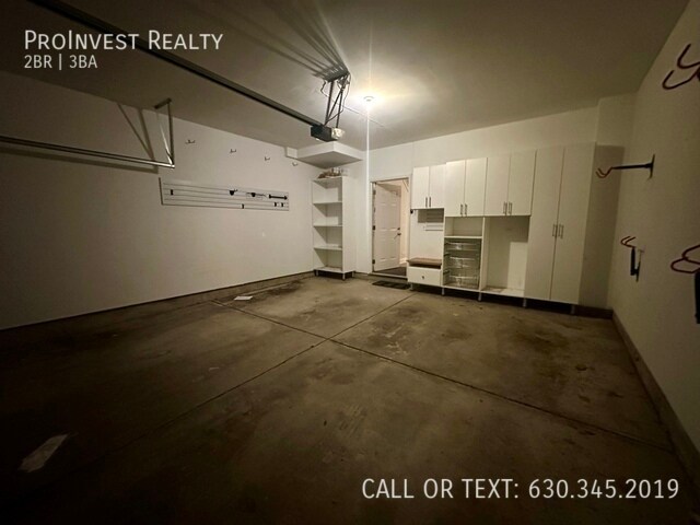 Building Photo - 1193 S Grove-9