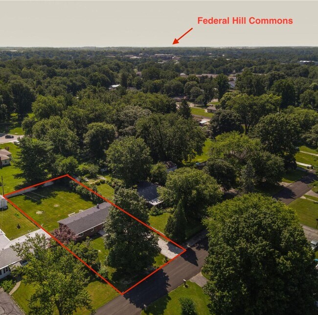 Building Photo - 462 Woodview Dr