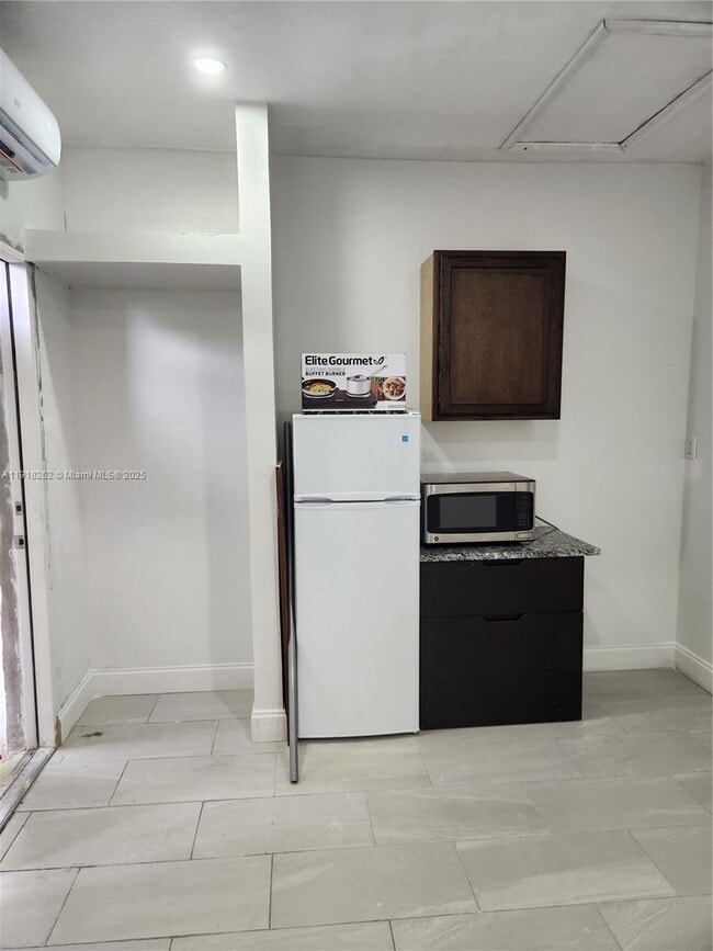 Building Photo - 26123 SW 138th Ct