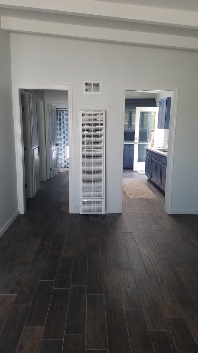 Building Photo - 74975 Serrano Dr