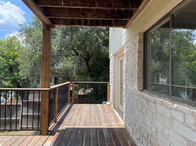 Building Photo - 9005 Scottish Pastures Dr