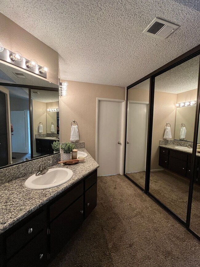 Building Photo - 3 Bedroom Home Coming Soon!