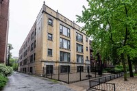 Building Photo - 5451 S Cornell Ave