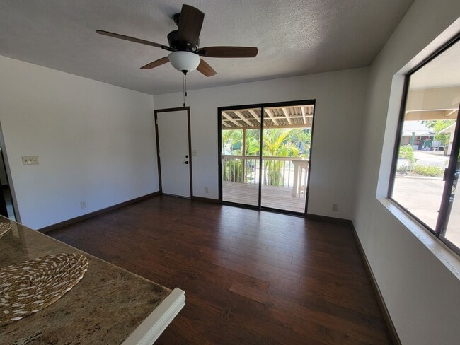 Building Photo - Cozy Cottage in Kihei
