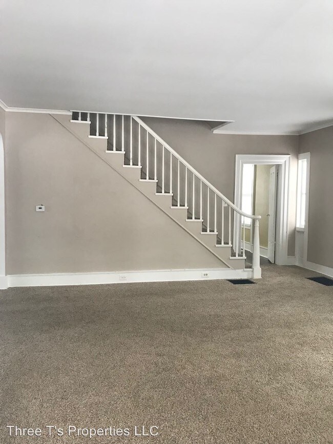 Building Photo - 5 br, 2 bath House - 119 E. Oliver Street