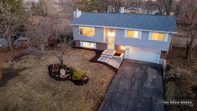 Building Photo - 24331 Davids Ct