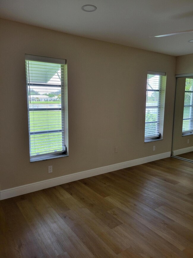 Building Photo - 14339 Canalview Dr