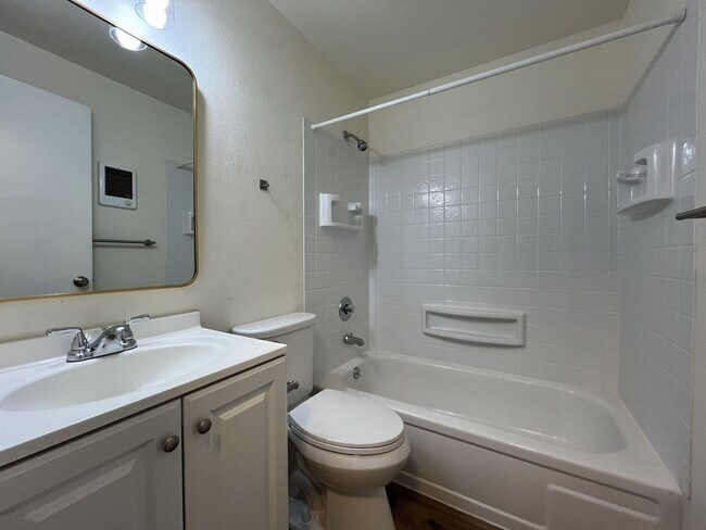 Building Photo - Updated 1BD Apartment Near Downtown with Balcony & Modern Kitchen Updates off street parking