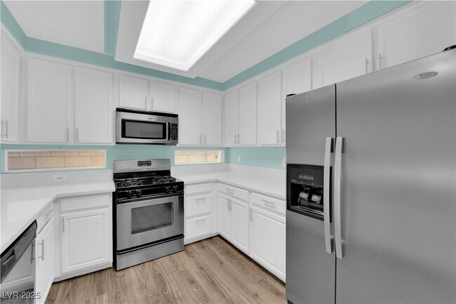 Building Photo - 10210 Maltese Cross Ct