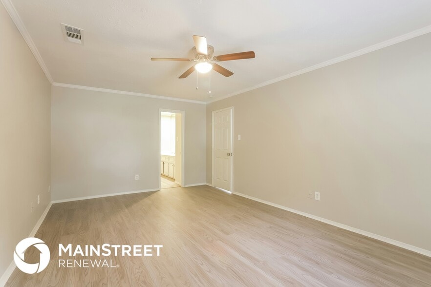 Building Photo - 1335 Westgreen Blvd