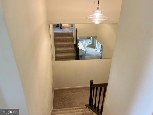 Building Photo - 9547 Fern Hollow Way