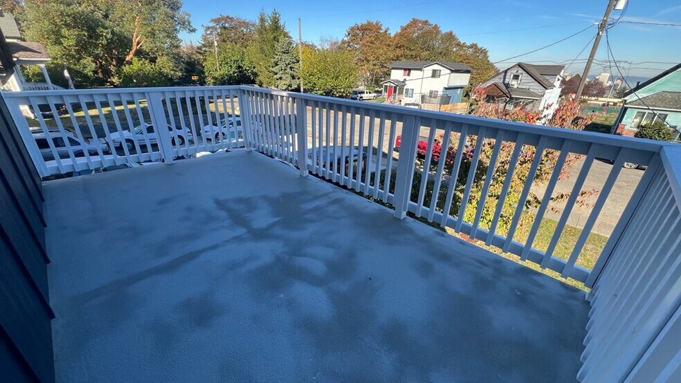 Building Photo - 118 E 35th St