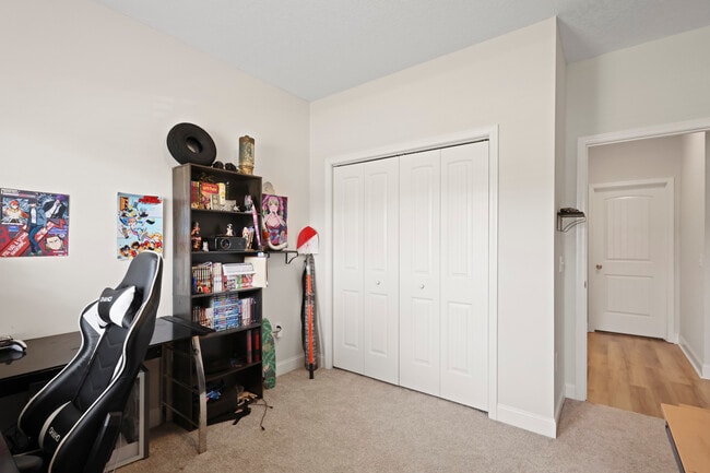 Building Photo - 568 Abode Ave