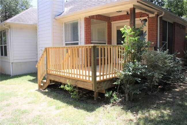 Building Photo - 4920 Calhoun Canyon Loop