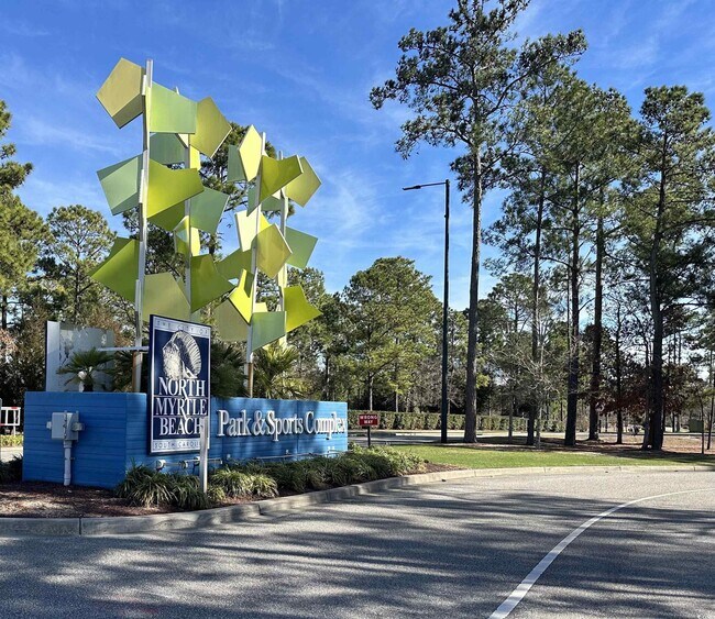 Building Photo - 3712 Park Pointe Ave